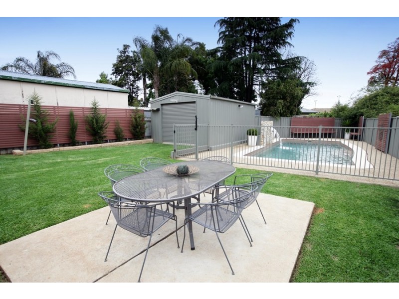 2 Marama Parade, Wagga Wagga NSW 2650
