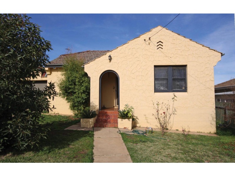 20 Jarick Street, Wagga Wagga NSW 2650
