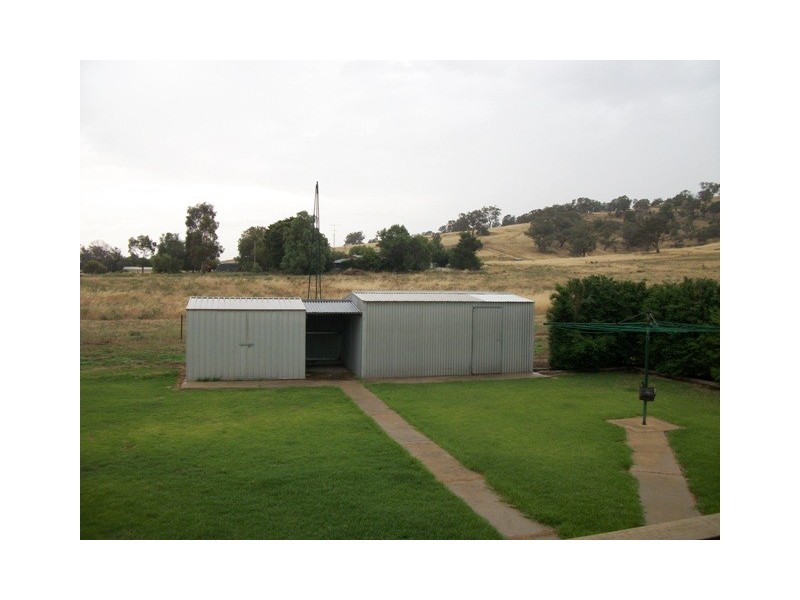 8 Alfred Street, Wagga Wagga NSW 2650