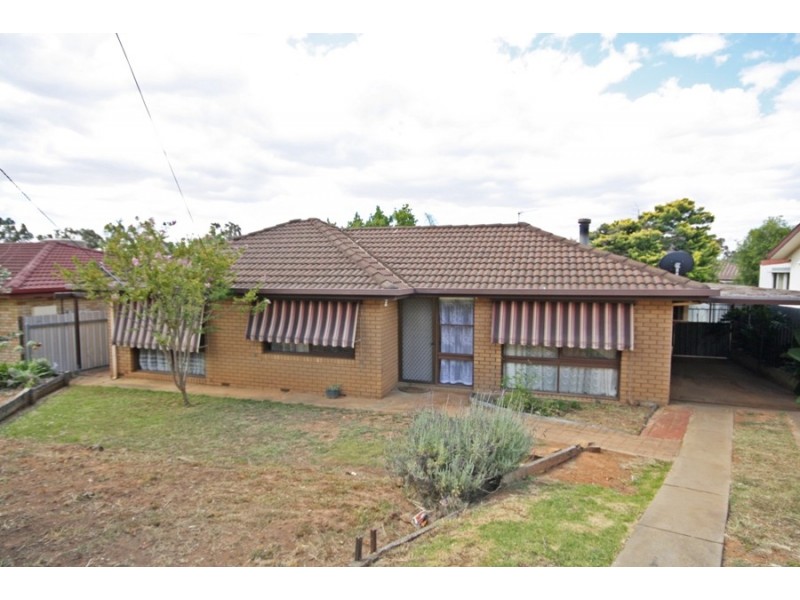 105 Ashmont Avenue, Wagga Wagga NSW 2650