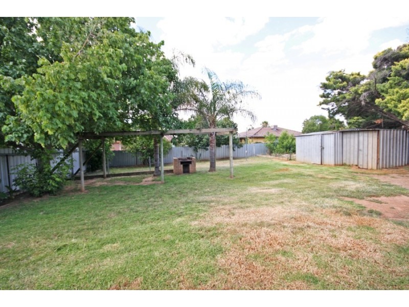 105 Ashmont Avenue, Wagga Wagga NSW 2650