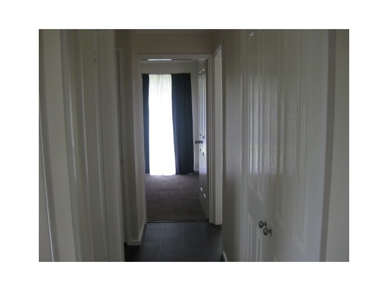 2 Oleander Crescent, Wagga Wagga NSW 2650