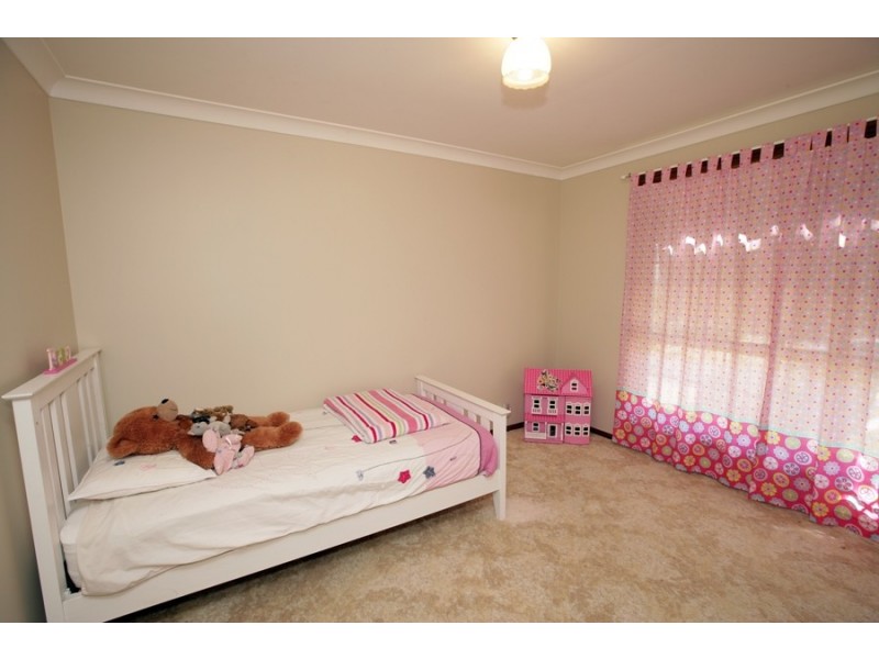 22 Sherwood Avenue, Wagga Wagga NSW 2650