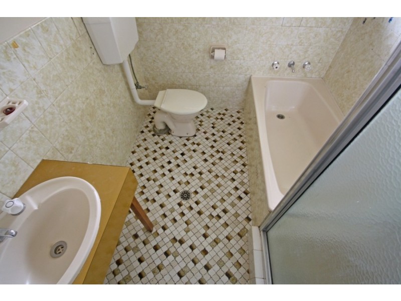 1/6 Joyes Place, Wagga Wagga NSW 2650