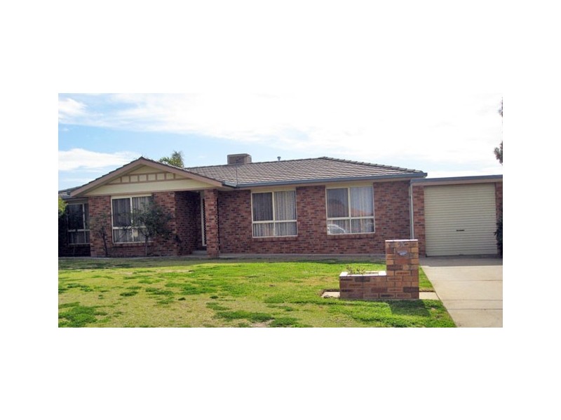 97 Dalman Parkway, Wagga Wagga NSW 2650