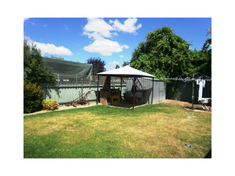 1 Ilex Street, Wagga Wagga NSW 2650