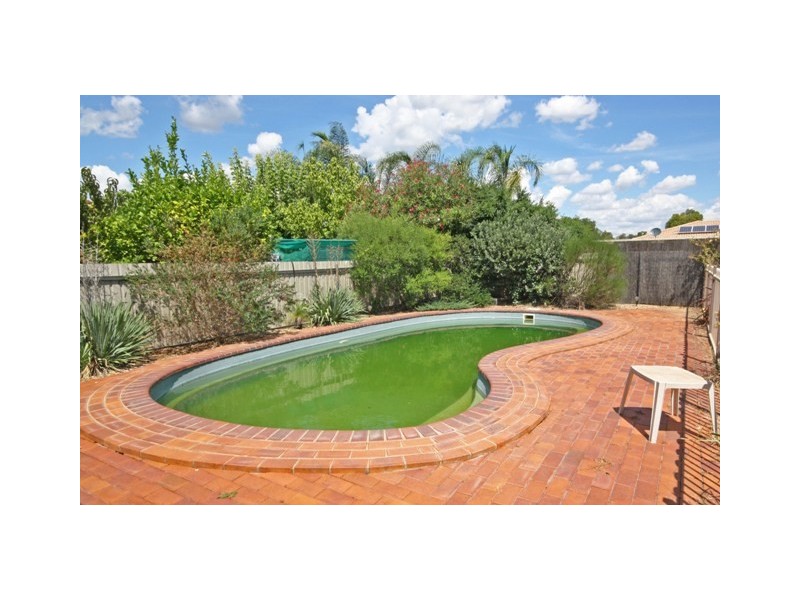 6 Darri Street, Wagga Wagga NSW 2650