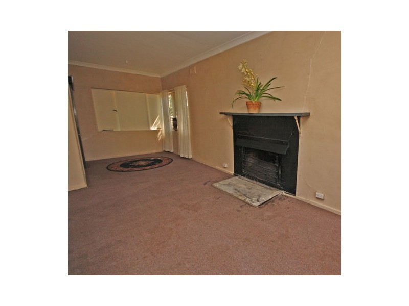 246 Hammond Avenue, Wagga Wagga NSW 2650