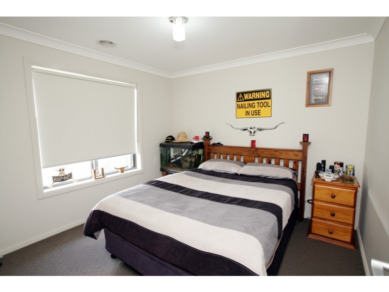 70 Riverview Drive, Wagga Wagga NSW 2650