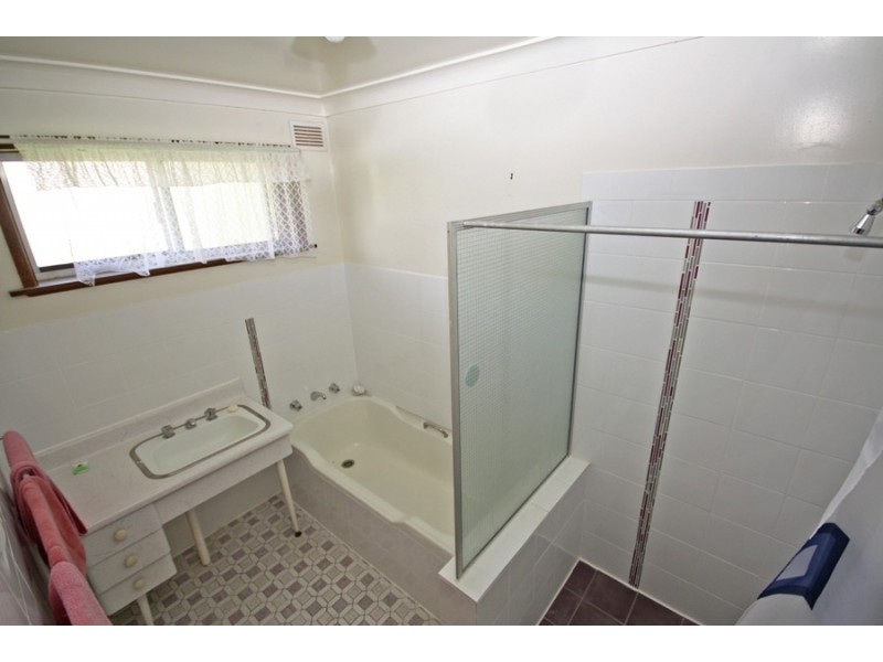 15 John Street, The Rock NSW 2655
