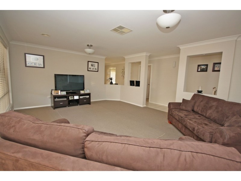 20 Illeura Road, Wagga Wagga NSW 2650