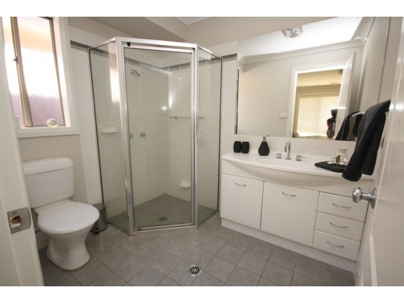 20 Illeura Road, Wagga Wagga NSW 2650