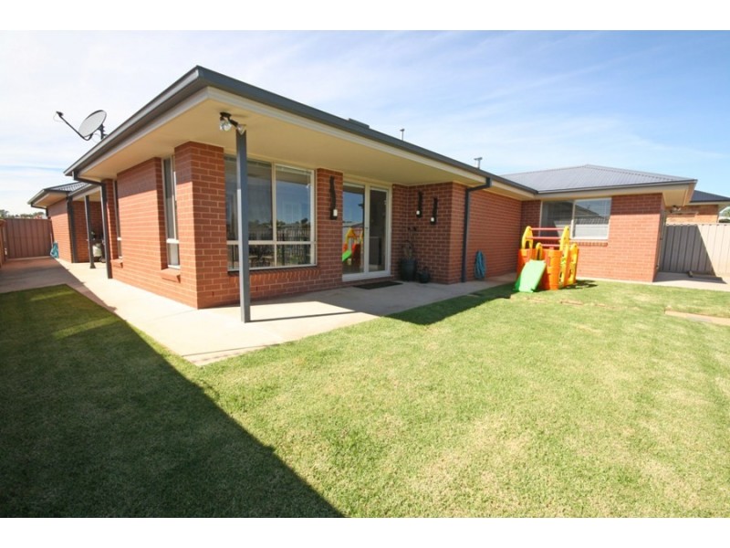 20 Illeura Road, Wagga Wagga NSW 2650