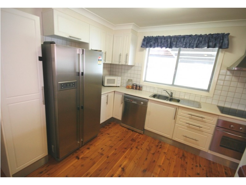 15 Rhoda Avenue, Wagga Wagga NSW 2650