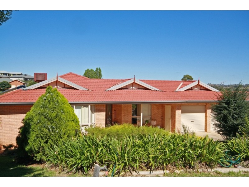 10 Ellwood Close, Bourkelands NSW 2650