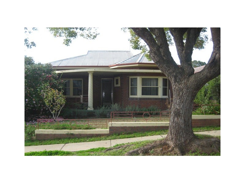 44 Grandview Avenue, Wagga Wagga NSW 2650