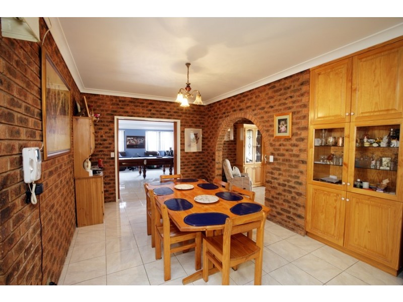 21 Goborra Street, Wagga Wagga NSW 2650