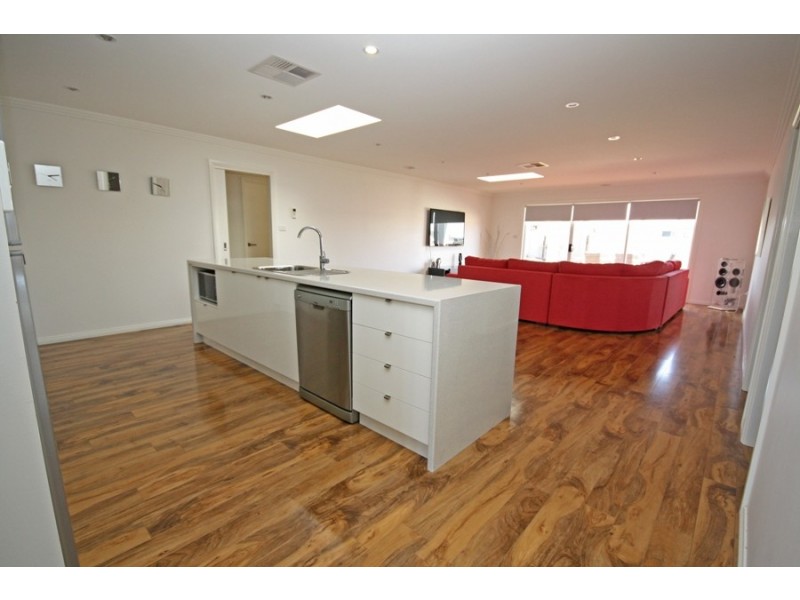 10 Mima Street, Wagga Wagga NSW 2650