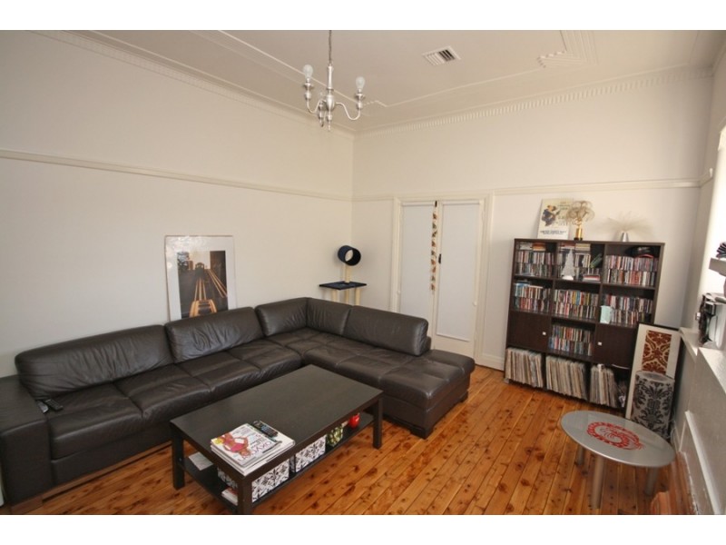 27 Edmondson Street, Wagga Wagga NSW 2650