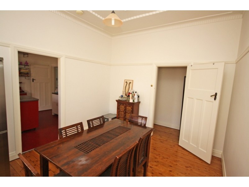 27 Edmondson Street, Wagga Wagga NSW 2650