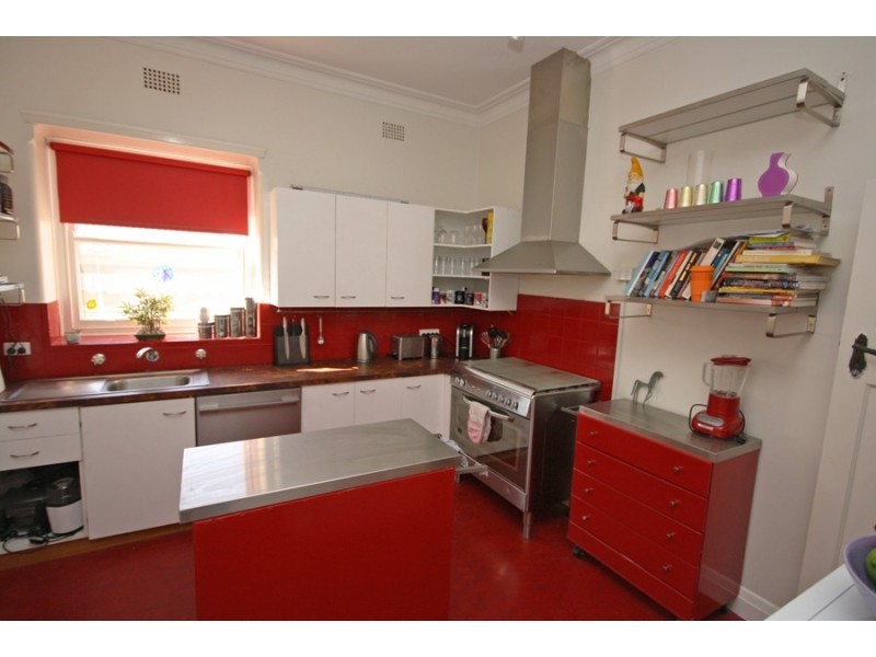 27 Edmondson Street, Wagga Wagga NSW 2650