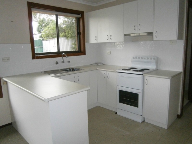 50 Elizabeth Avenue, Wagga Wagga NSW 2650