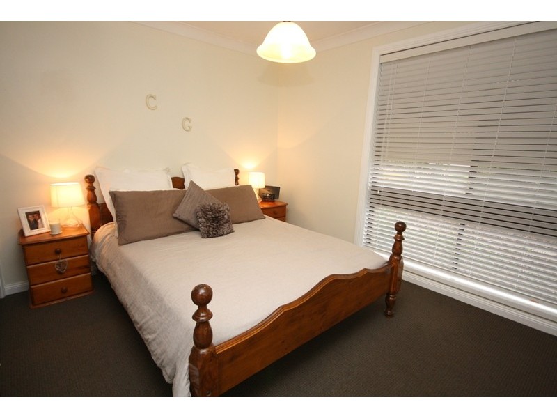 58 Jasmin Crescent, Lake Albert NSW 2650