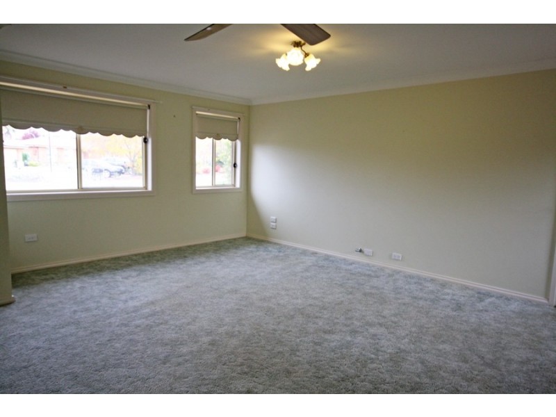 17 Girraween Mews, Wagga Wagga NSW 2650