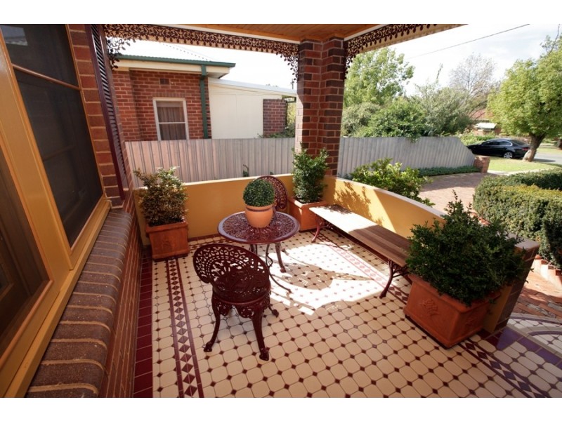 32 Dalton Street, Wagga Wagga NSW 2650