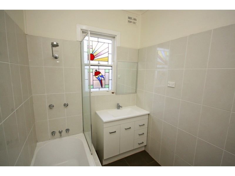 20 Rhoda Avenue, Wagga Wagga NSW 2650