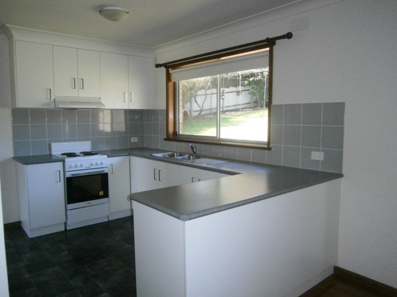 93 Simkin Crescent, Wagga Wagga NSW 2650