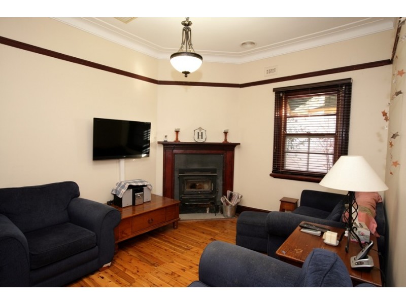 22 Albury Street, Wagga Wagga NSW 2650