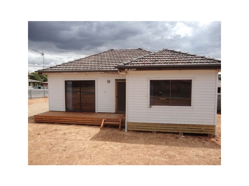 6 Cameron Street, Wagga Wagga NSW 2650