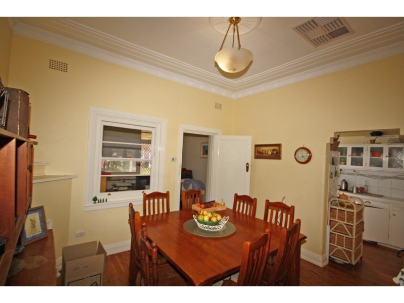 36 Dalton Street, Wagga Wagga NSW 2650