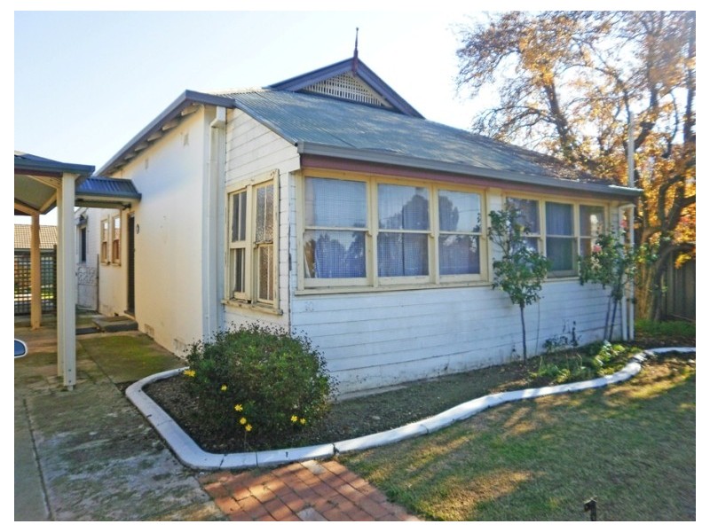 30 Broad Street, Wagga Wagga NSW 2650