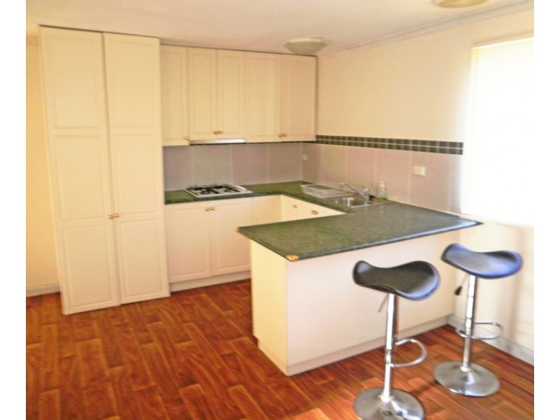 30 Broad Street, Wagga Wagga NSW 2650