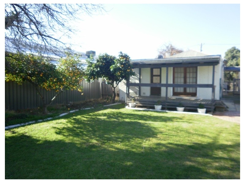 30 Broad Street, Wagga Wagga NSW 2650