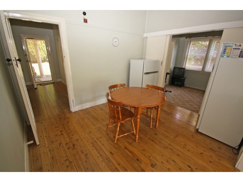 21 Heydon Avenue, Wagga Wagga NSW 2650