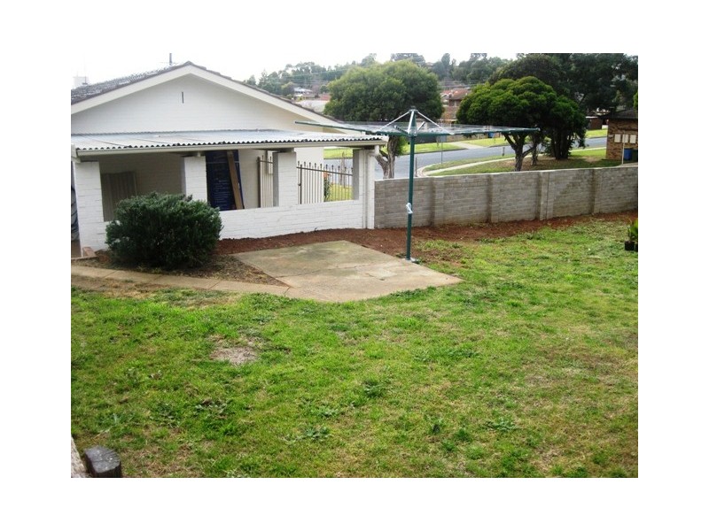 6 Sherwood Ave, Wagga Wagga NSW 2650