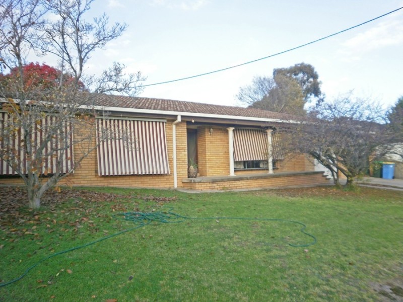 93 Simkin Crescent, Wagga Wagga NSW 2650
