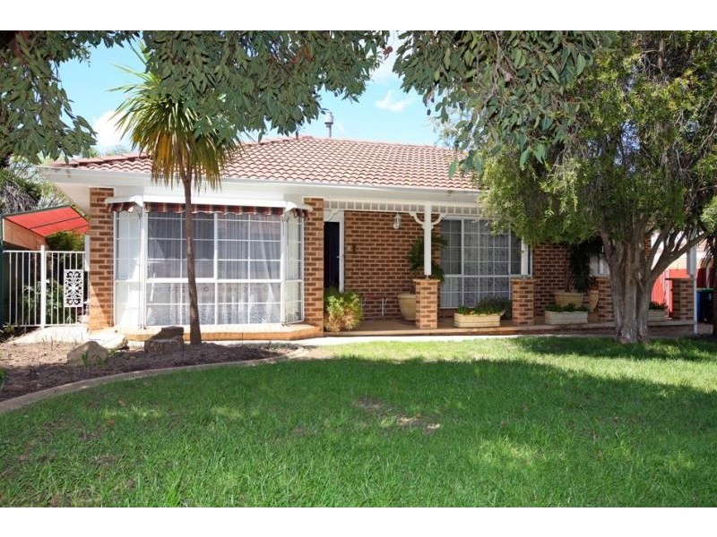 1 Egret Place, Wagga Wagga NSW 2650