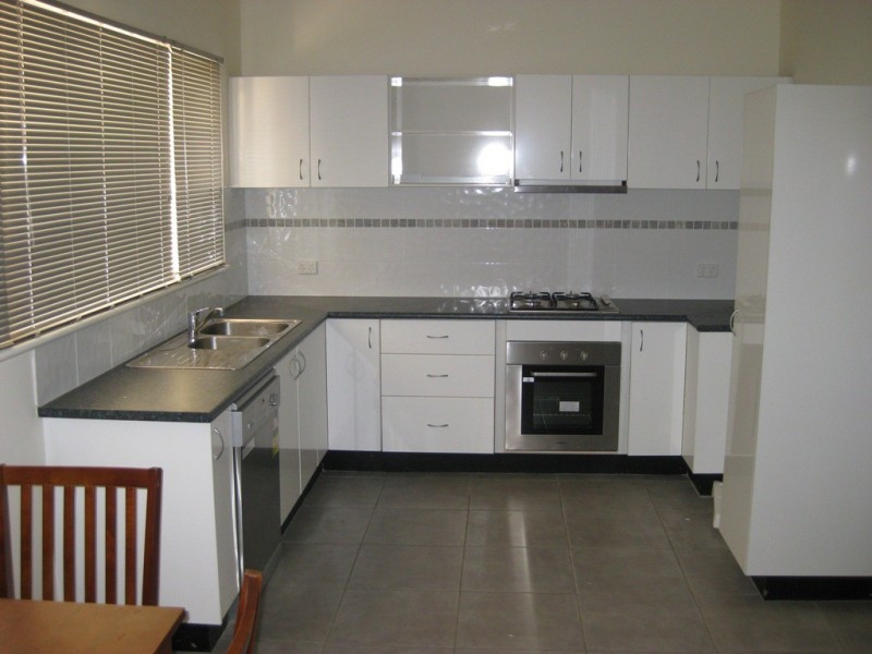 166 Fernleigh Road, Wagga Wagga NSW 2650