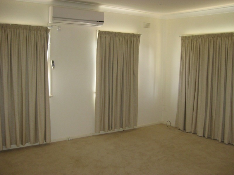 166 Fernleigh Road, Wagga Wagga NSW 2650