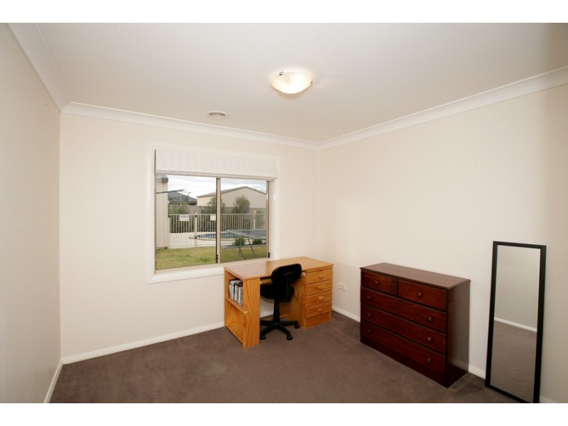 16 Mima Street, Wagga Wagga NSW 2650