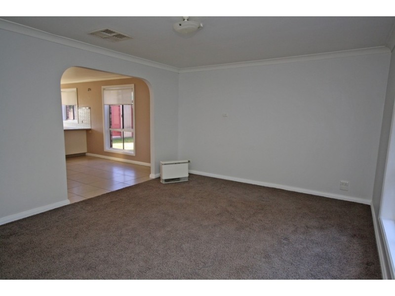3 Eaton Street, Wagga Wagga NSW 2650