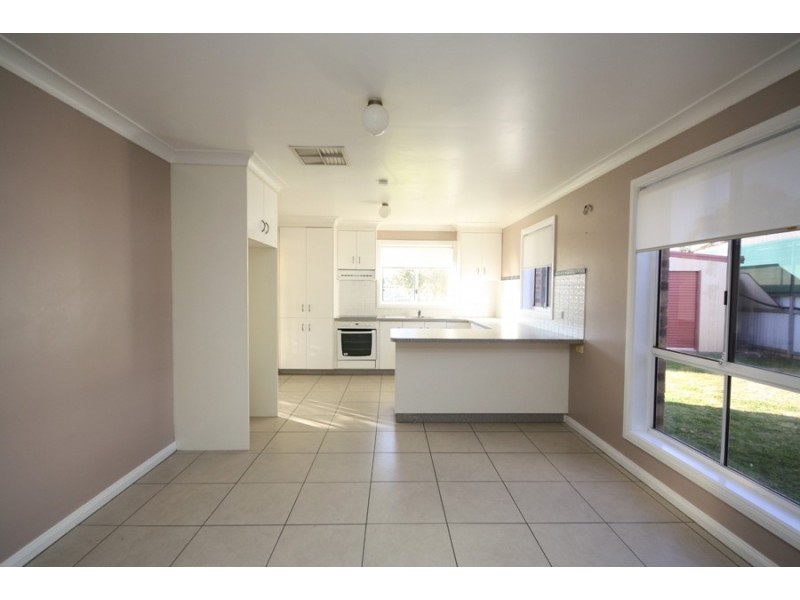 3 Eaton Street, Wagga Wagga NSW 2650