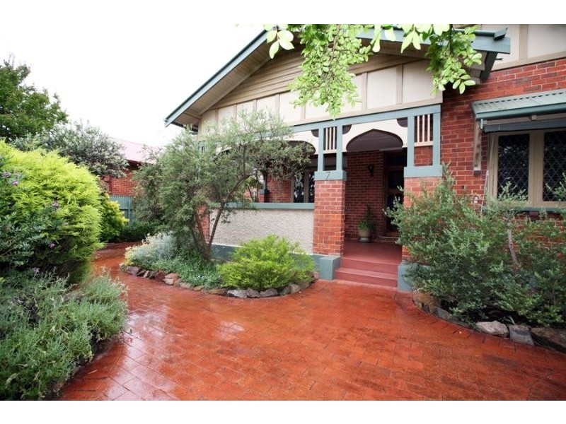 7 Inverary Street, Wagga Wagga NSW 2650