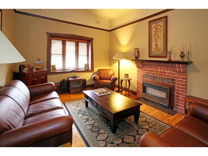 7 Inverary Street, Wagga Wagga NSW 2650