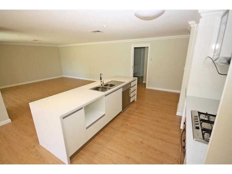 1 Boswell Street, Wagga Wagga NSW 2650