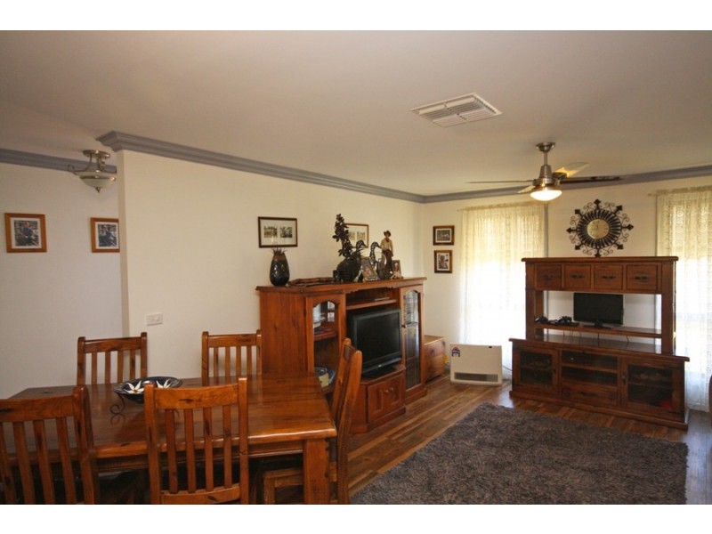 50 Vincent Road, Wagga Wagga NSW 2650